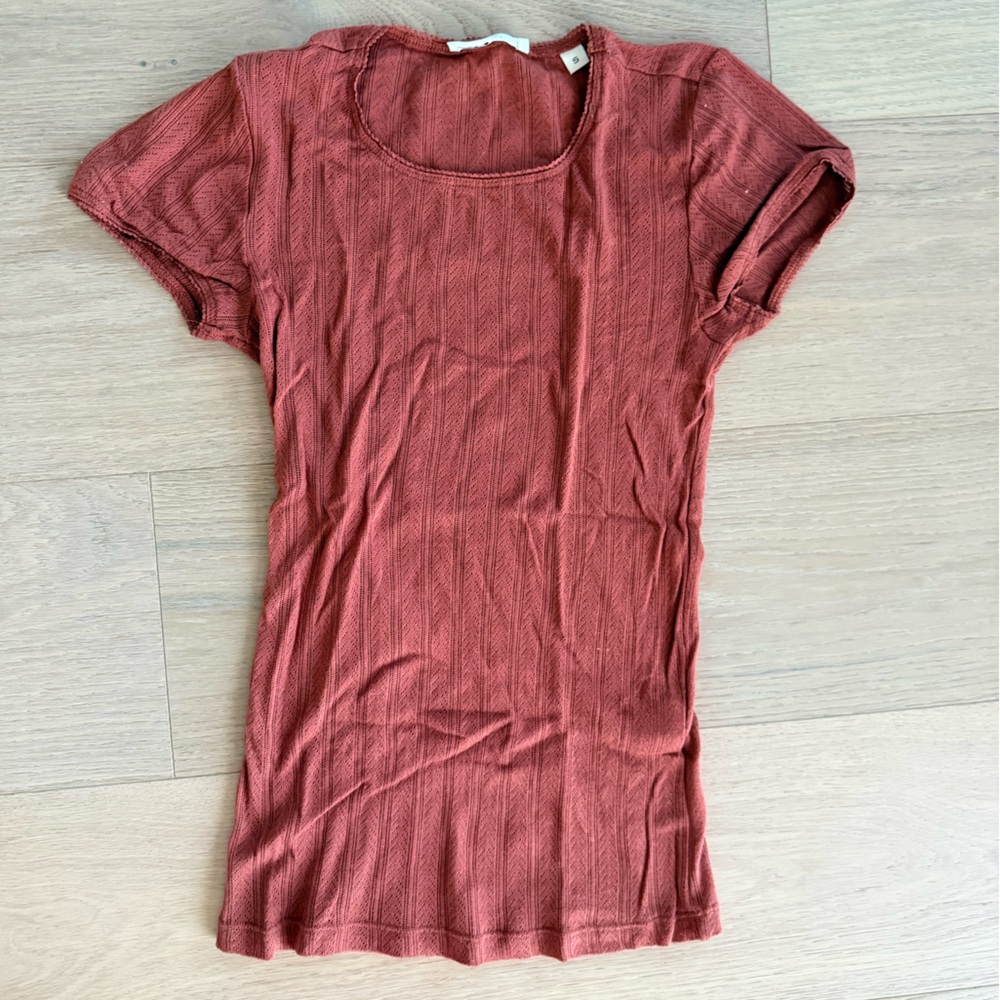Size S VGUC Doen Quelle pointelle Short-Sleeve Top in Teracotta